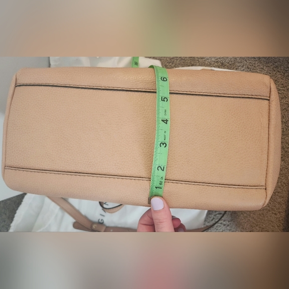 Gianni Chiarini Italian Leather Satchel Bag in Cream-Taupe; Brand-New with Tags - Picture 10 of 16